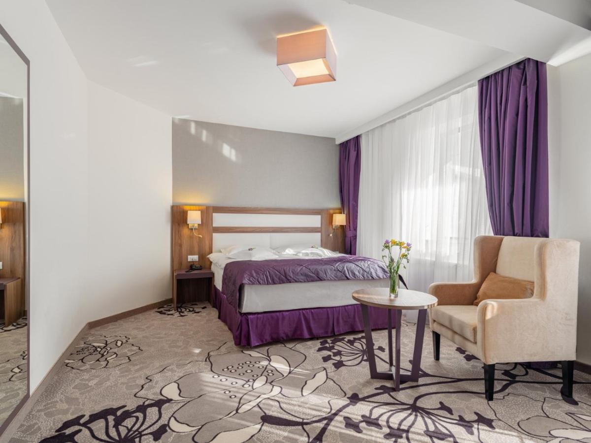 Hotel Miruna - New Belvedere โปยานาบราซอฟ ภายนอก รูปภาพ
