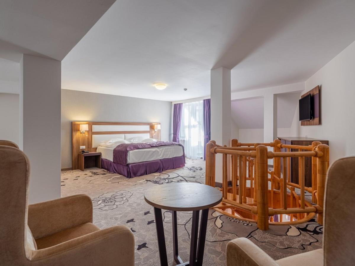 Hotel Miruna - New Belvedere โปยานาบราซอฟ ภายนอก รูปภาพ